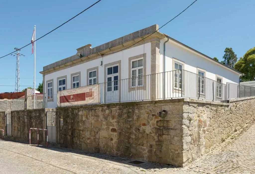 Jardim de Infância Real-Tougues_